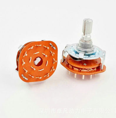 Qualità Interruttori rotativi altamente resistenti 10 Durabilità Resistono alla tensione 500V AC 1 MIN 1 Polo fabbrica