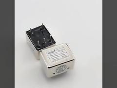 Filtro di potenza montato su una scheda PCB della serie DAP2 (1)